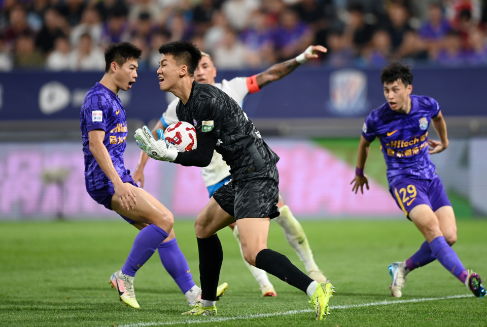 sLm, 在比赛中传, 和天津津门