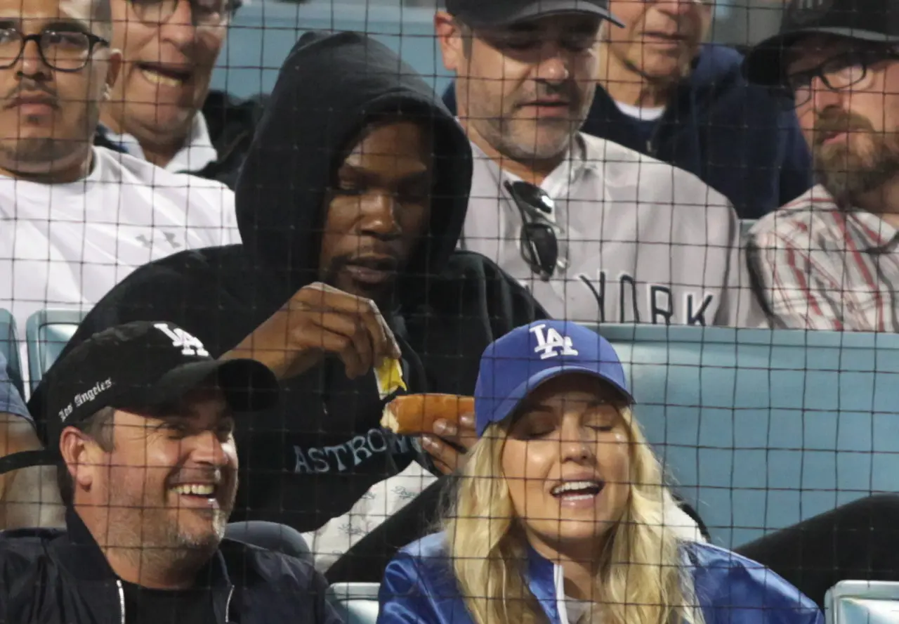 特格局, 特格局, 至于名嘴们