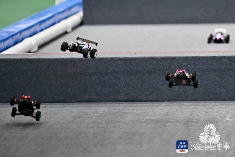 电掣风驰, 教练苏国安